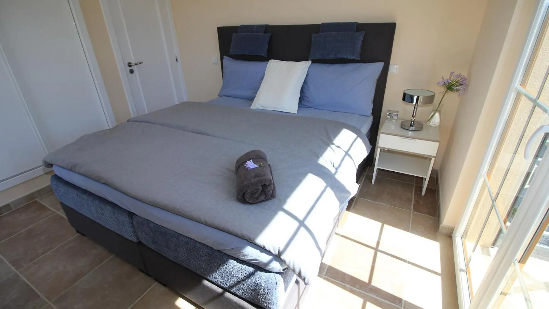 Vila Marques Da Luz, Eine Ideale Villa Fuer Gaeste, Die Ruhe Und Entspannung In Angenehmem Ambiente Suchen Montinhos da Luz Holiday home